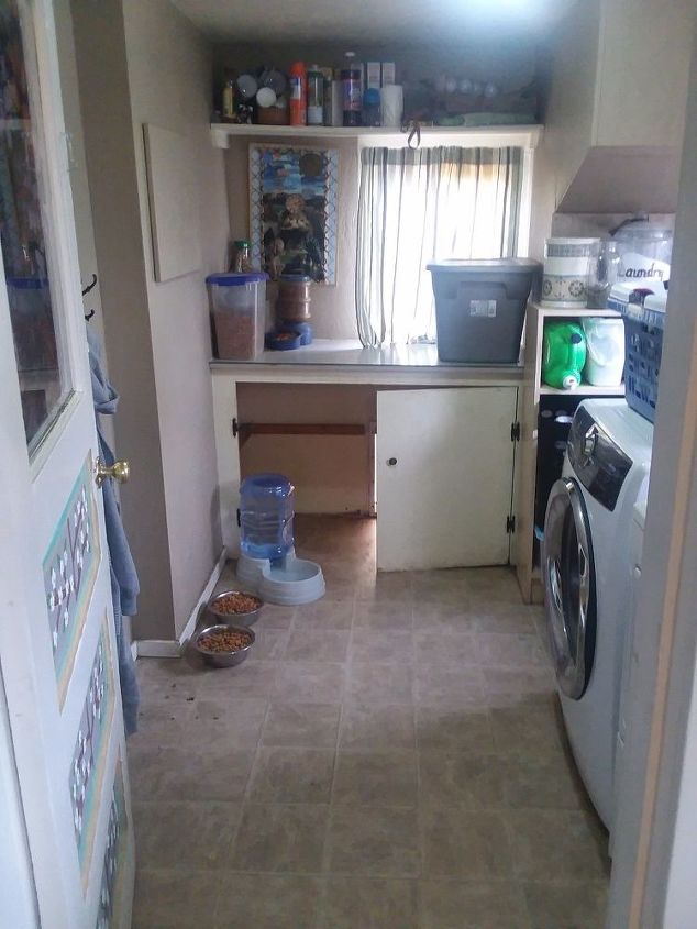 q how should i paint my laundry room