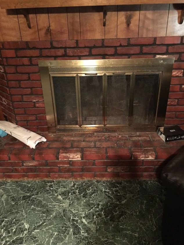 can faux brick panels be painted