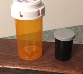 these are a few of my favorite storage things, Small Plastic Containers