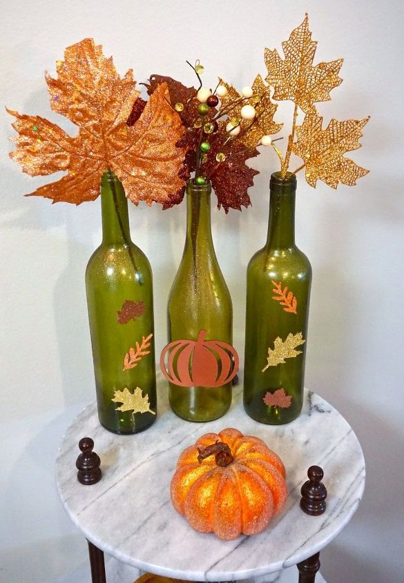 convierte las botellas de vino en decoraciones otoales, Centro de mesa oto al hecho a mano