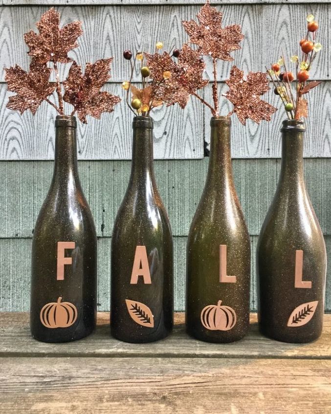 convierte las botellas de vino en decoraciones otoales