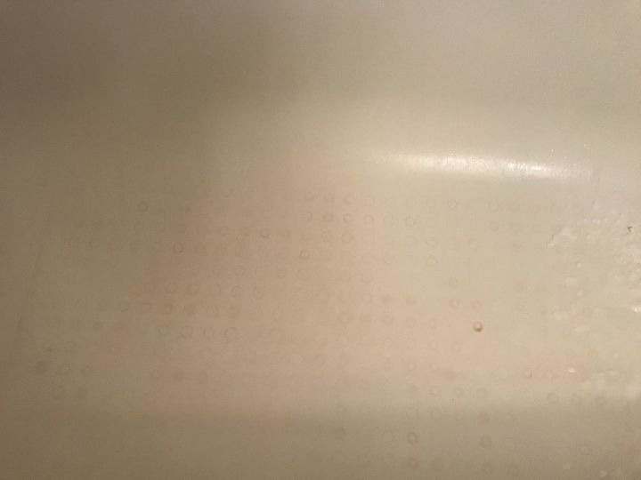 how to remove stain on refinished bathtub