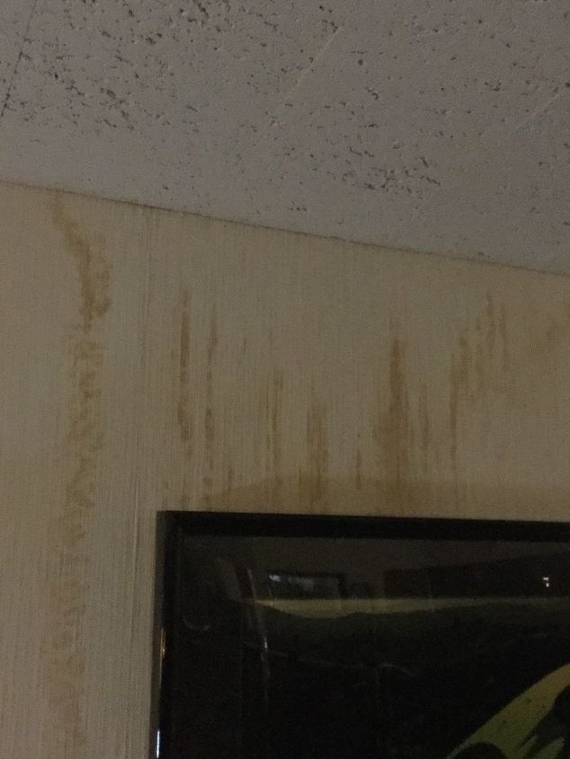 is there a way to get water stains off of wall paper