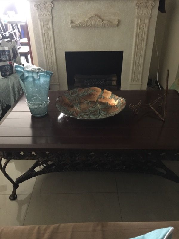 how can i remove bubbles from a wood laminated coffee table