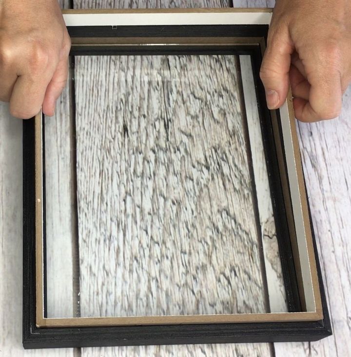 s 3 brilliant ideas how to use photo frames, Step 1 Removing inserts from the frame