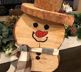 DIY Wood Slice Snowman