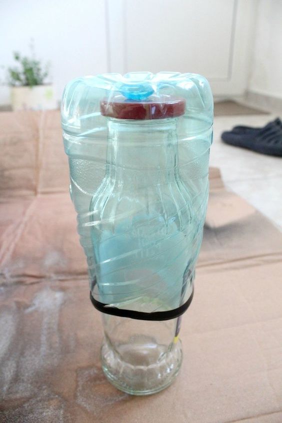diy recycled flower vase with plastic bottle