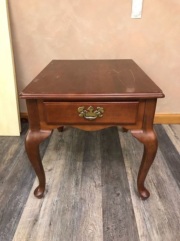 stained art sunflower table