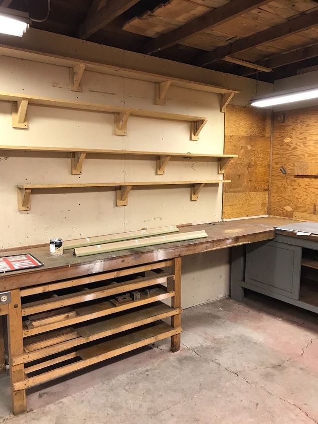 q how can i turn a single car garage into a she shed craft room