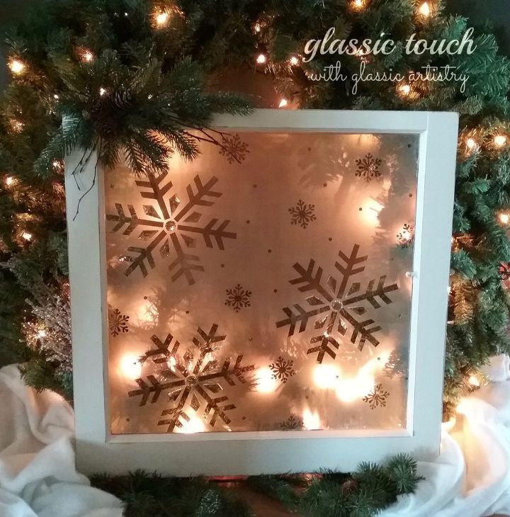 ventana de navidad grabada al revs diy manualidades de navidad ventana reciclada