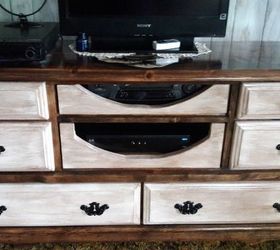 17 Awesome DIY TV Stands