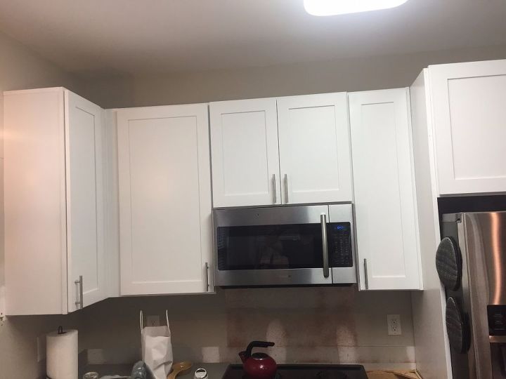 How To Add Molding Kitchen Cabinets, Should I Put Crown Molding On My Kitchen Cabinets