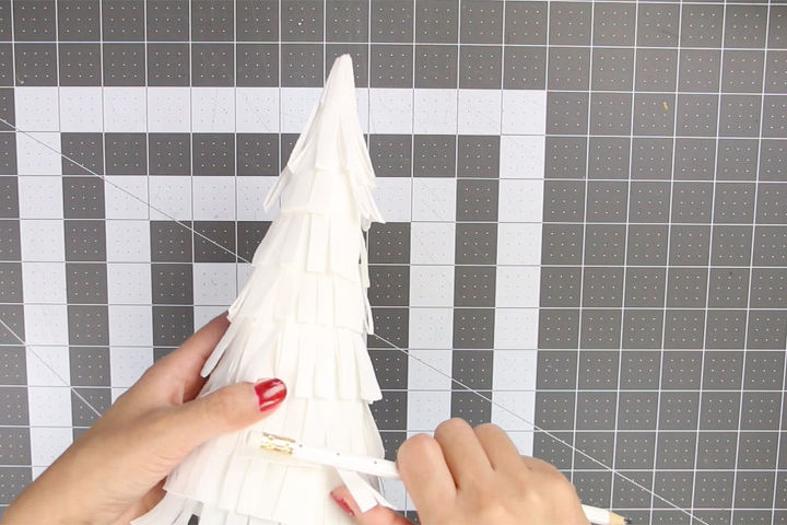 diy christmas trees with paper crepe