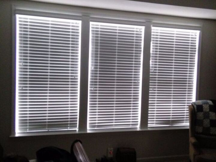 q bedroom windows