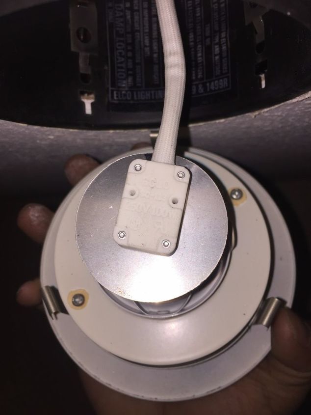 q unable to find ceiling light type