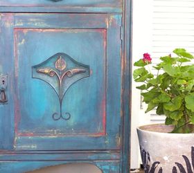 how to layer color with a putty knife like the turquoise iris
