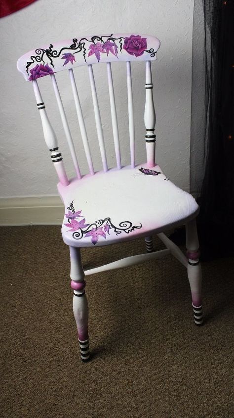 silla pintada a mano