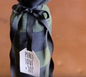 2 ways to wrap wine with a t shirt