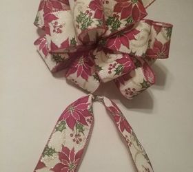 poinsettia christmas wreath and centerpiece, Bow and tail