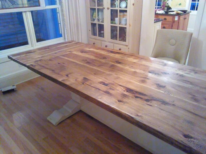 an extremely large dining table, Table with leaf inserted