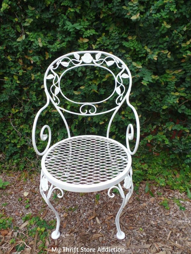 a tale of the mismatched chairs 2 ways to update with chalk paint