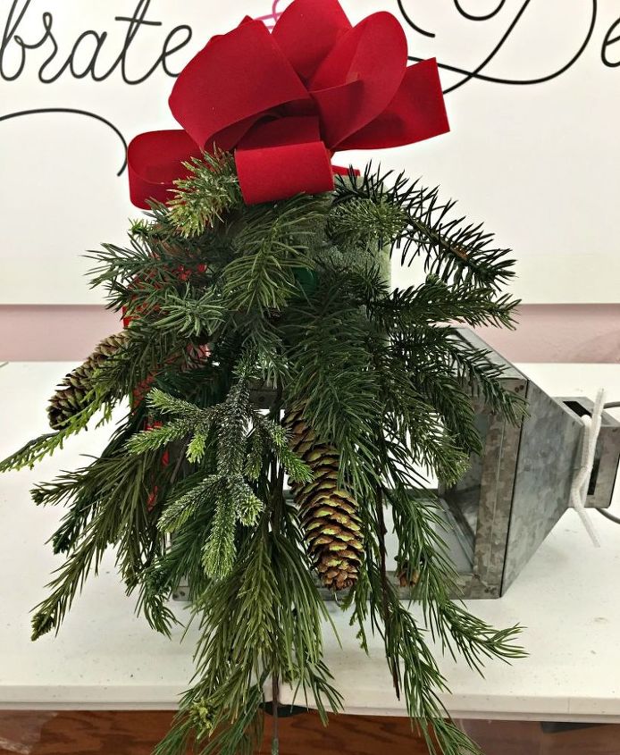 decorate your mailbox for christmas