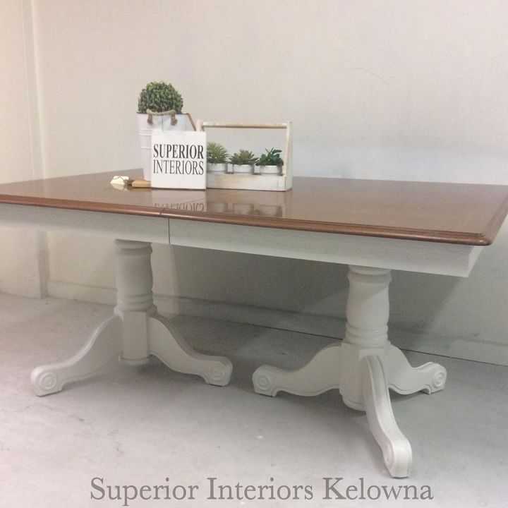 vintage dining table recieves a superior makeover