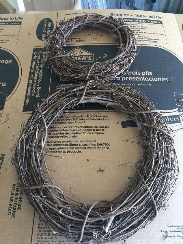 Download Free How To Make A Snowman Wreath Hometalk PSD Mockup Template