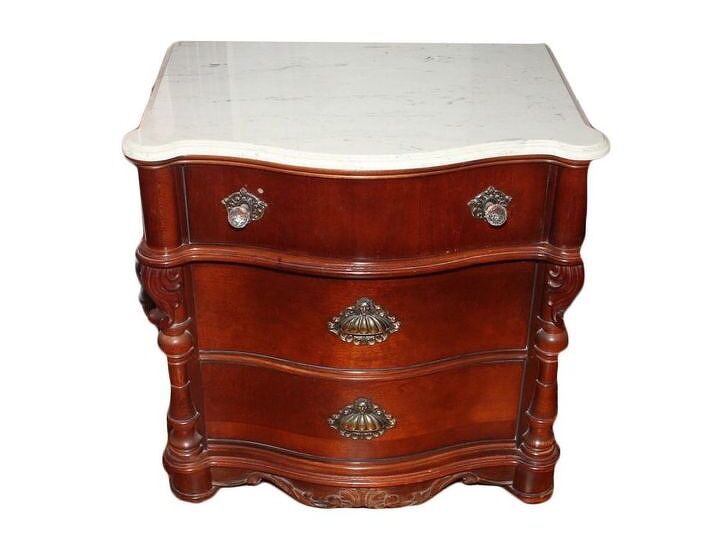 q does anyone know how i can find a pulaski 221 baker street nightstand