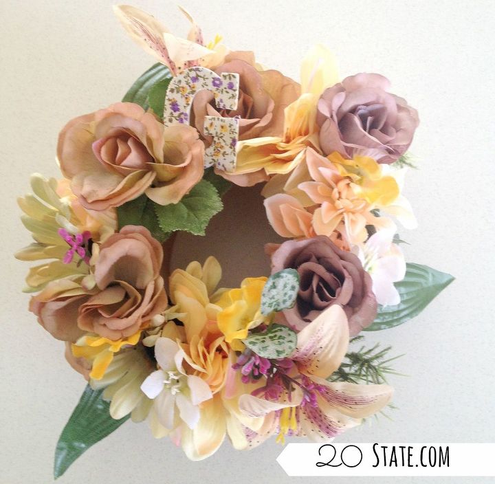 30 mesmerizing ways to decorate with artificial flowers, Or A More Romantic Version