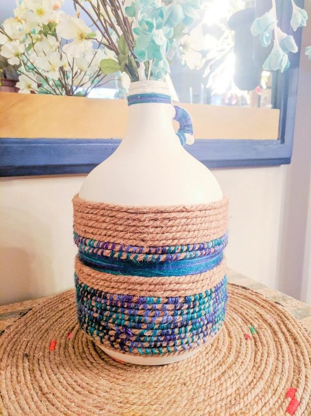 upcycle an old wine jug using ombre jute and paint