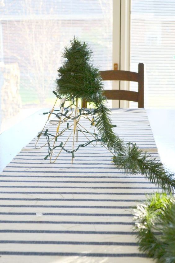 diy christmas tree from wire hangers