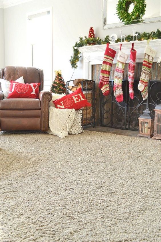 diy christmas tree from wire hangers