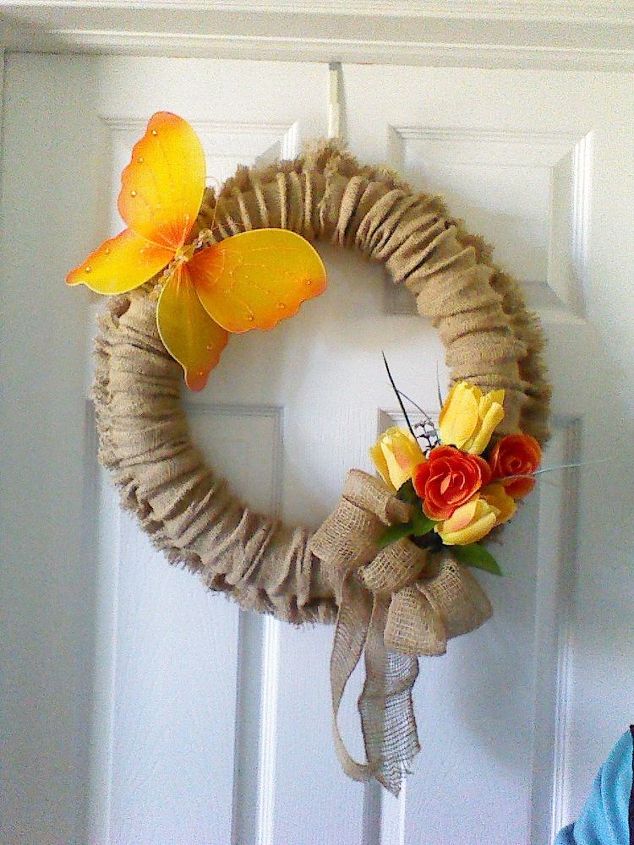 13 enjoyable burlap wreaths that ll make you smile when you see them, Wrap A Pool Noodle In Burlap