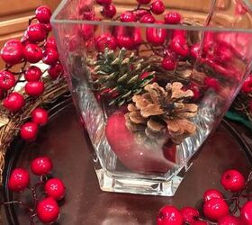 bright and cheery round christmas centerpiece