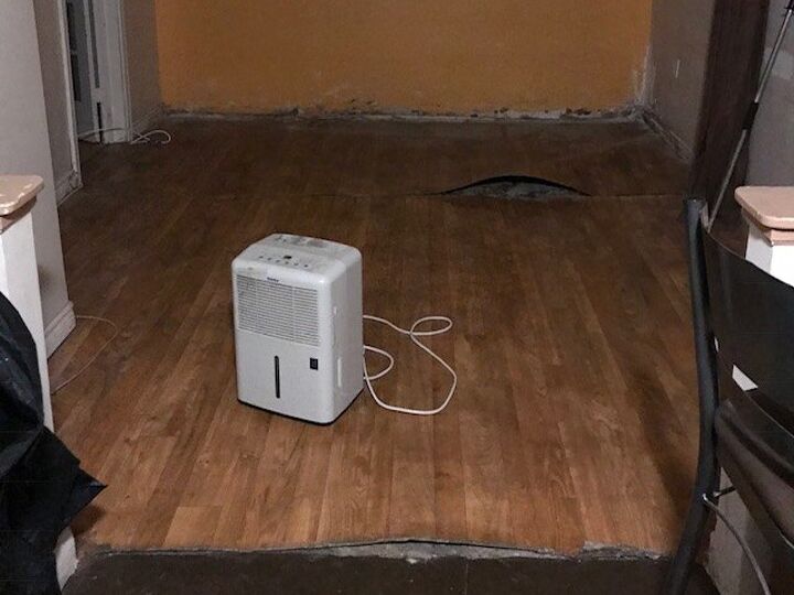 q installing vinyl plank flooring in basement whats the best order
