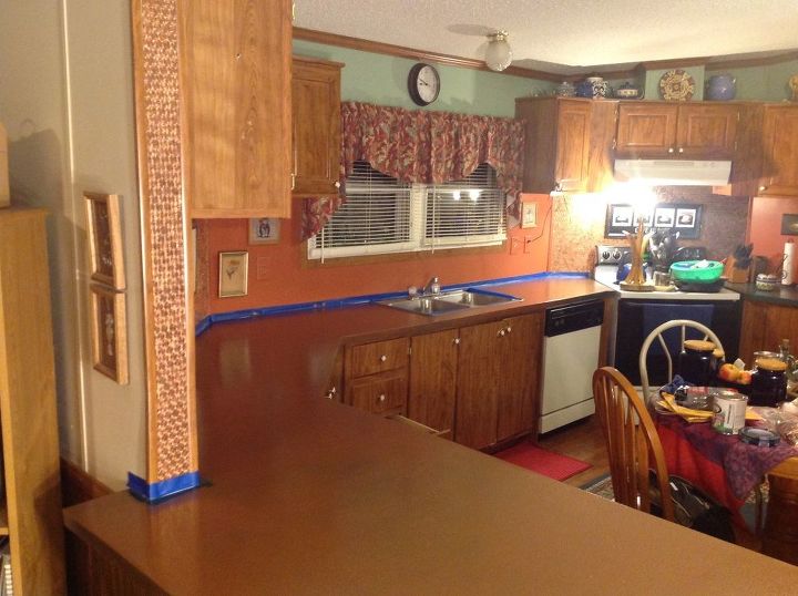 i need backsplash color suggestions to go with copper countertop
