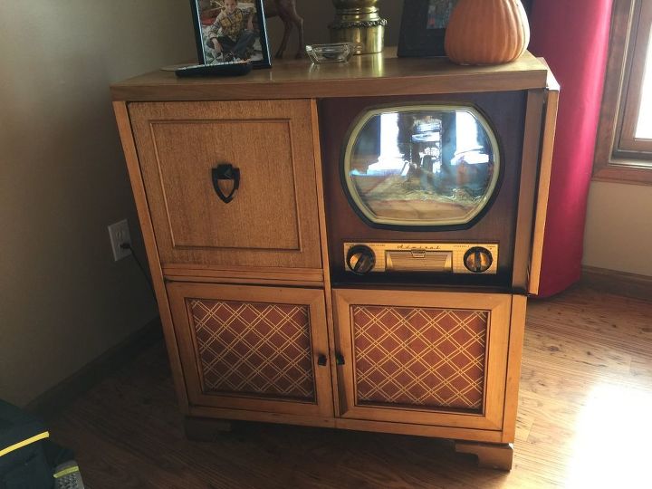 el viejo televisor vuelve a la vida