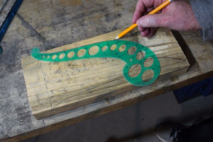 bluebird birdhouse made from pallets