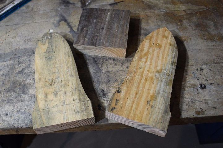 bluebird birdhouse made from pallets