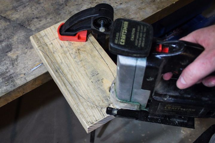 bluebird birdhouse made from pallets