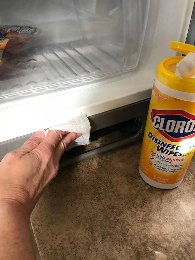 how to clean your fridge coils