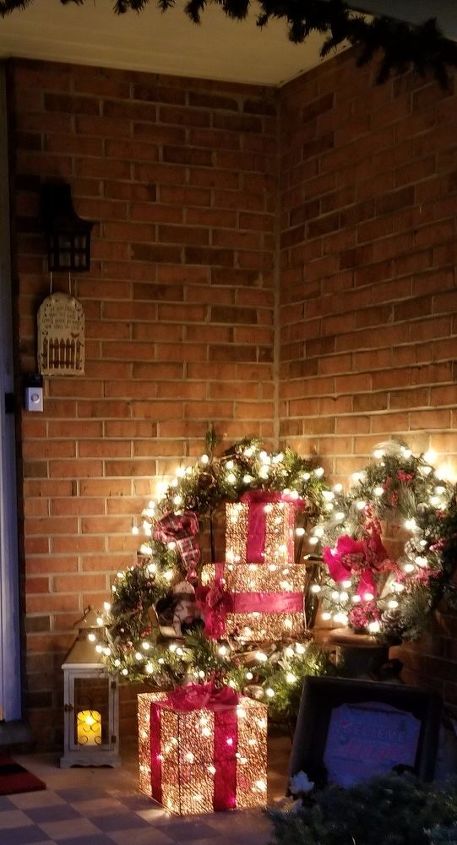 front entry christmas decor