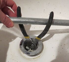 how to remove a stuck tub filler