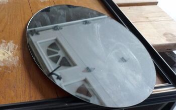 Re-purposeando un espejo ovalado y un marco viejo a un espejo antiguo