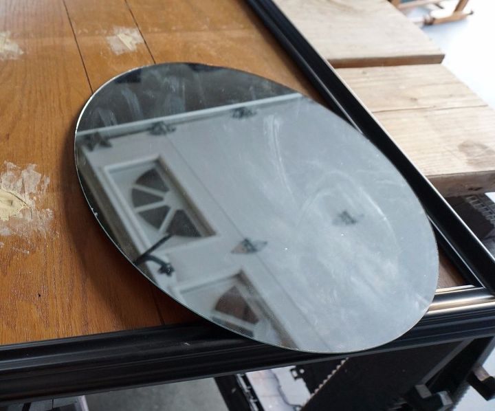 reaproveitando um espelho oval e uma moldura antiga para um espelho antigo