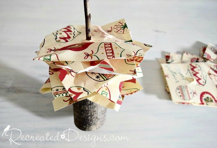 pretty christmas paper makes the most adorable tree