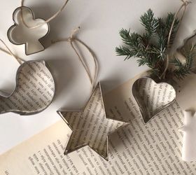 s 26 adorable ornament ideas to get you really excited for christmas, The Cookie Cutter Ornaments