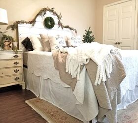 Decorating A Cozy Christmas Bedroom