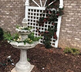 q how to decorate a 2 tiered fountain 4 christmas